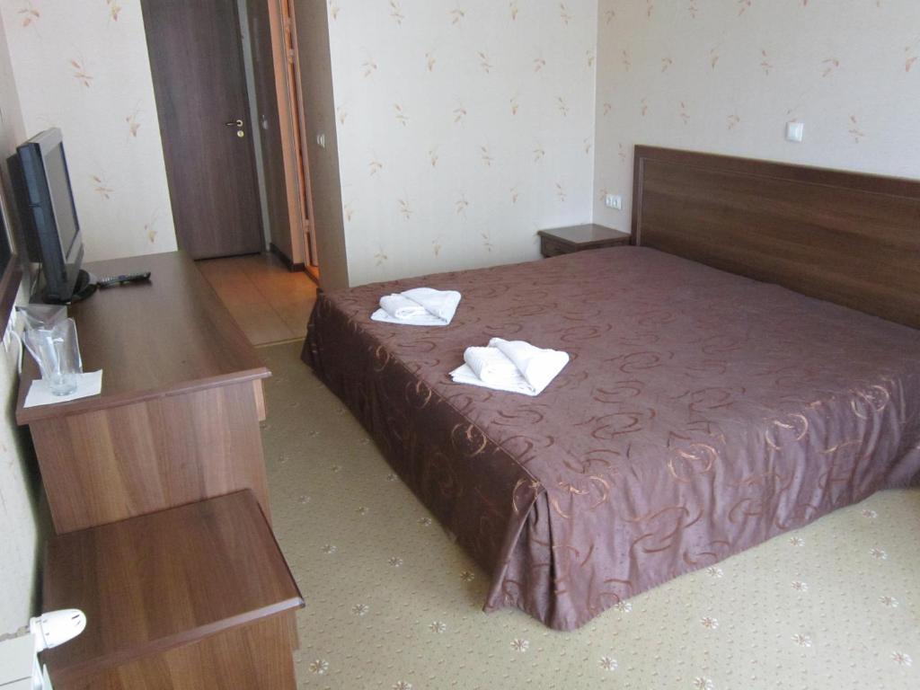 Hotel Magnoliya Panichishte Esterno foto